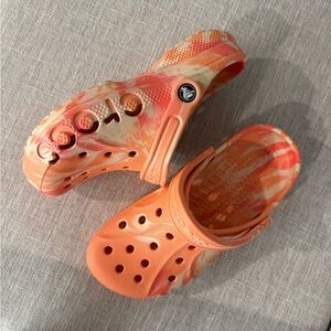 NEW Crocs Adult Baya Marbled Clogs Unisex Mens 5 Womens 7 Slip On